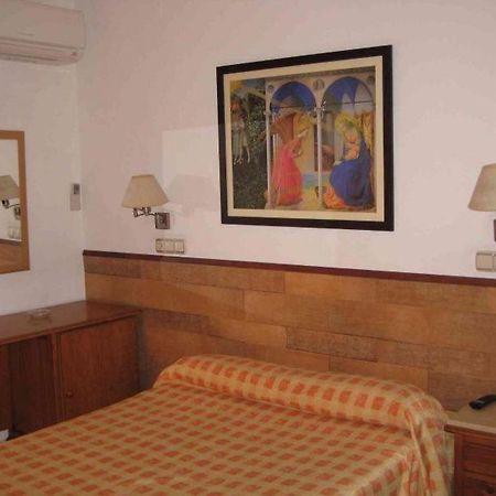 Hostal Boutique El Patio Lepe Exterior photo