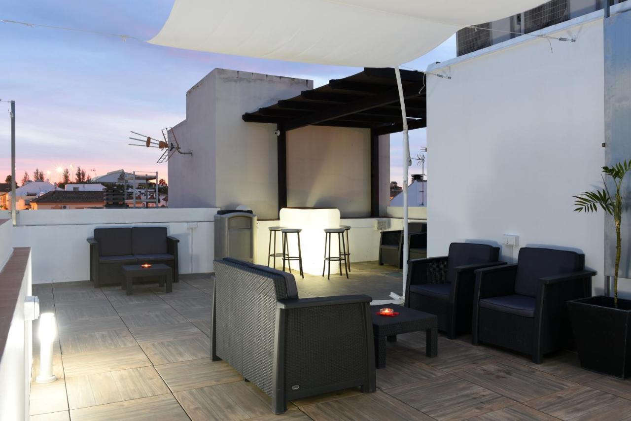 Hostal Boutique El Patio Lepe Exterior photo